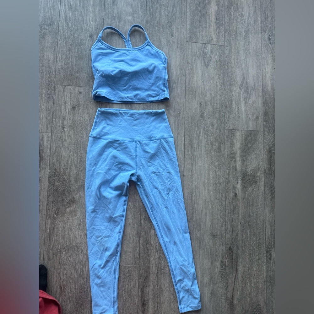 Beyond Yoga Light Blue Leggings Set